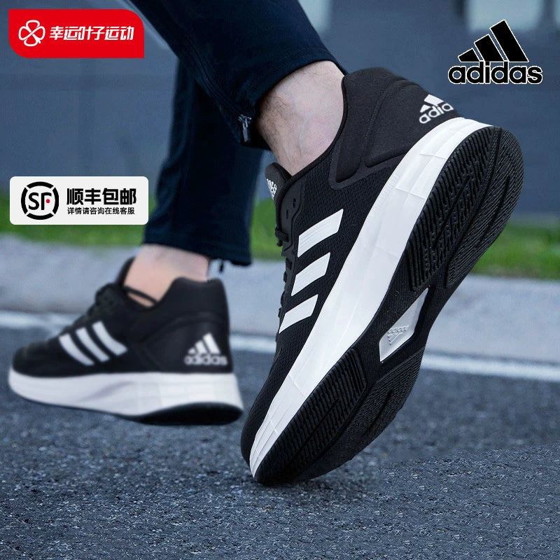 Tênis Adidas Oficial Training Preto e Branco Panda